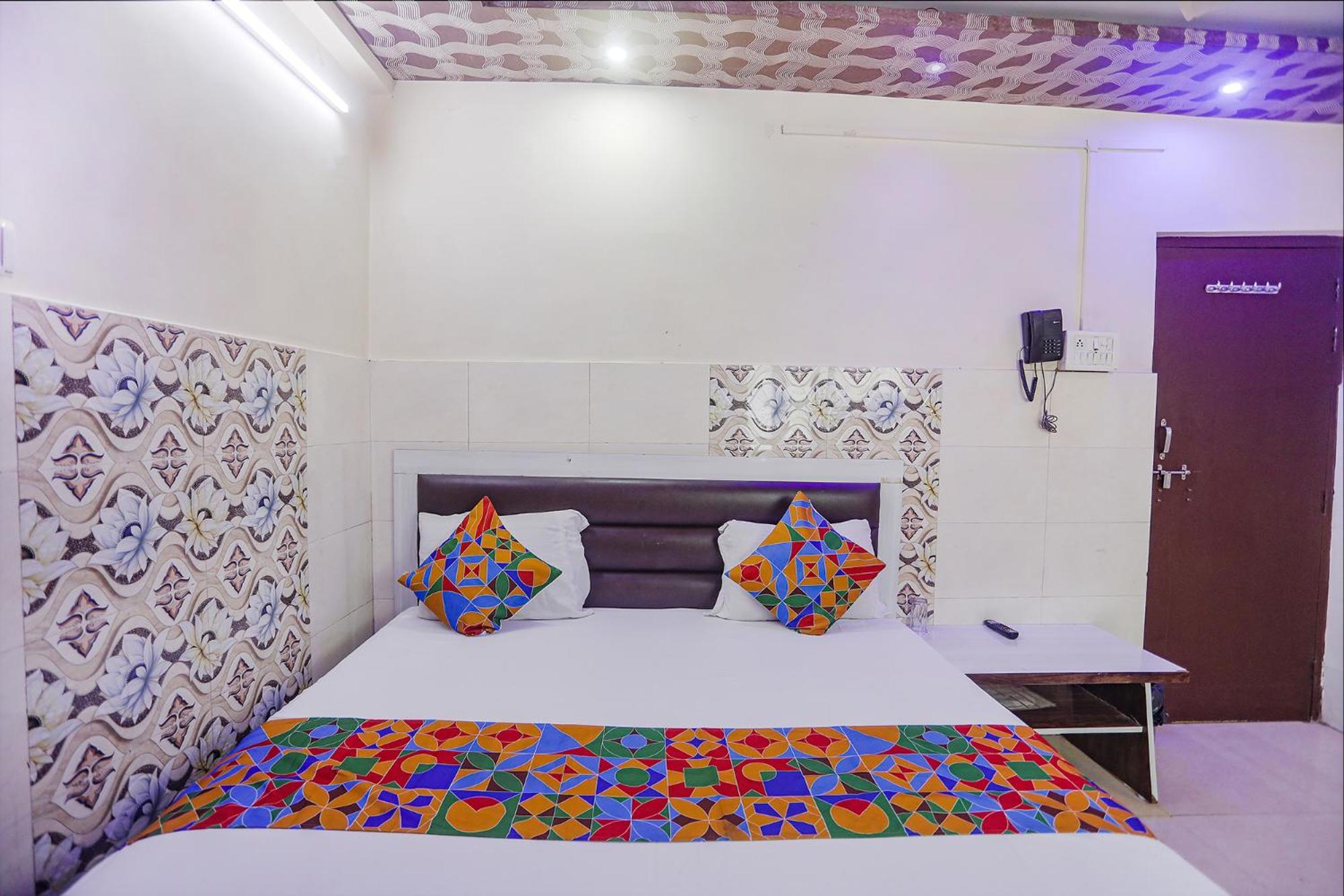 Fabexpress Kanha Dham Kanpur Exterior photo